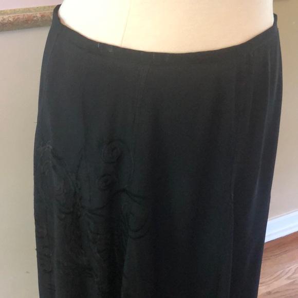 BLA PAISLEY EMBROIDERED GORED CREPE SKIRT - Picture 1 of 7